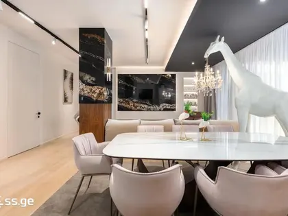 Apartment, 5-room, 240 m²