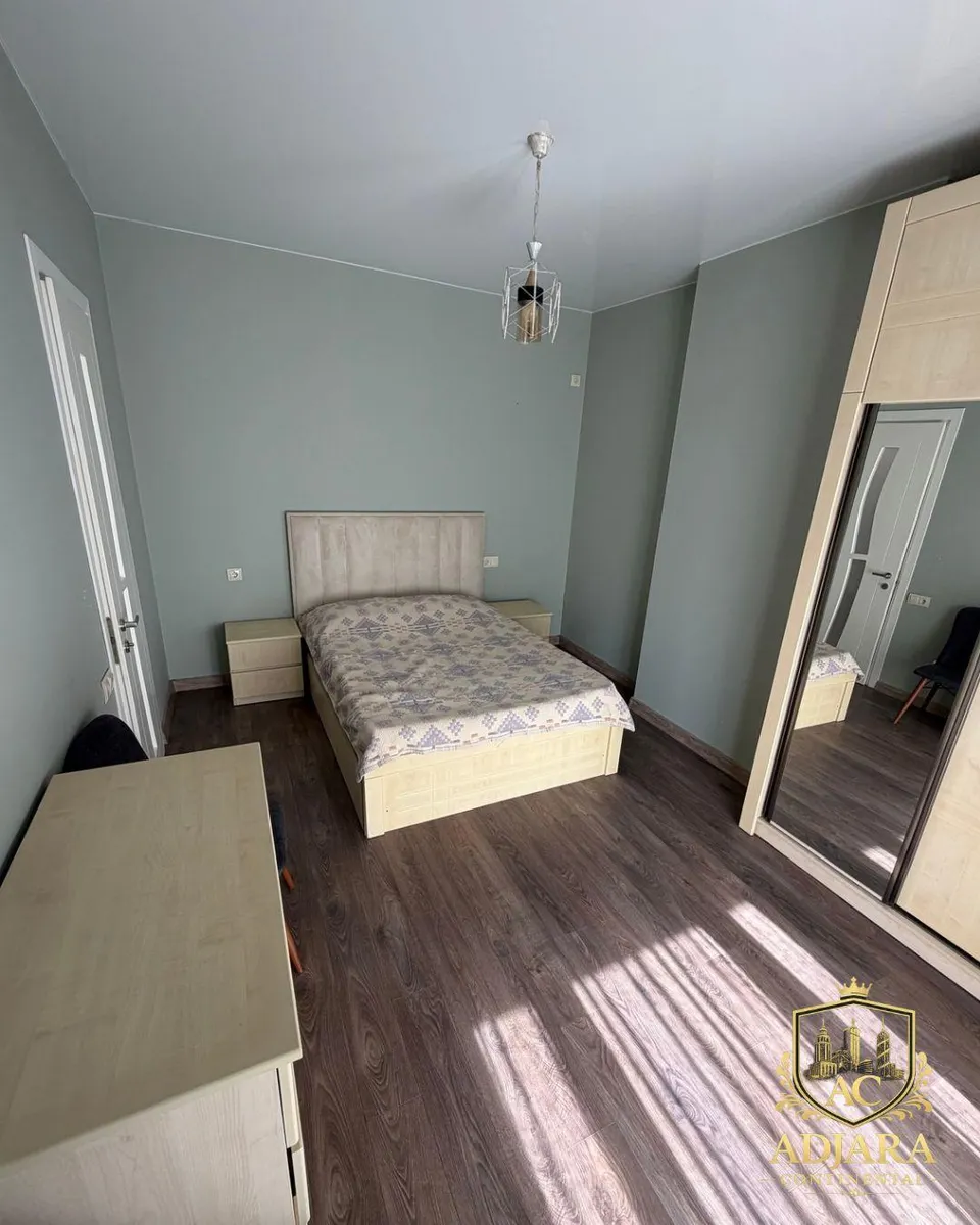 Квартира, 3-комн., 75 м², General Aslan Abashidze St, 10