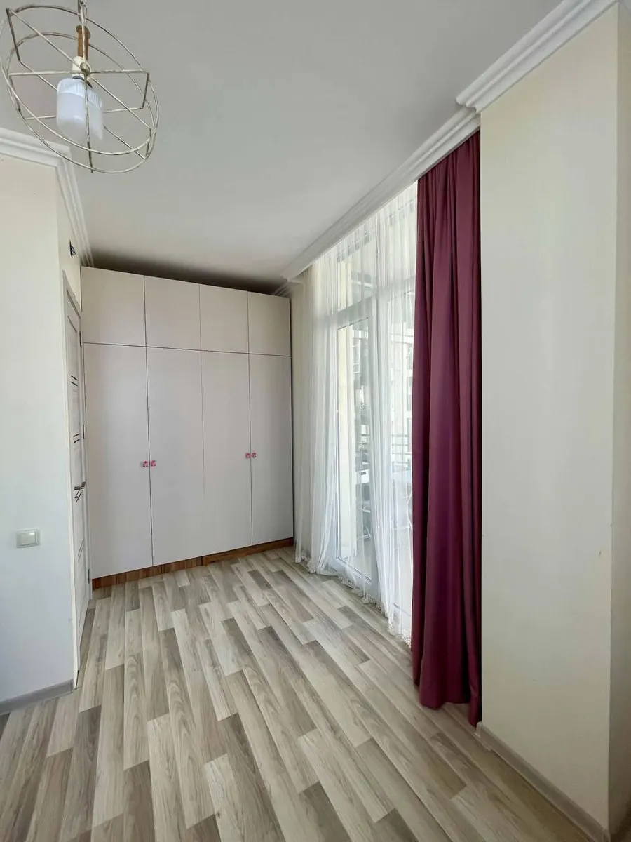 Квартира, 3-комн., 75 м², Real Palace