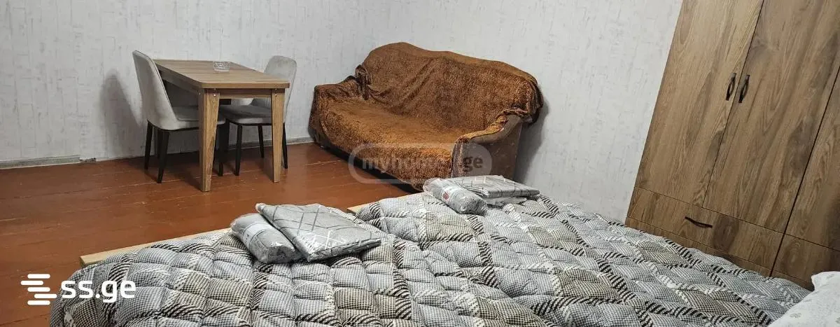 Apartment, 4-room, 85 m²