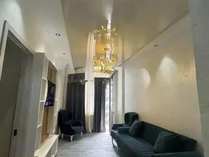 Квартира, 4-комн., 82 м²
