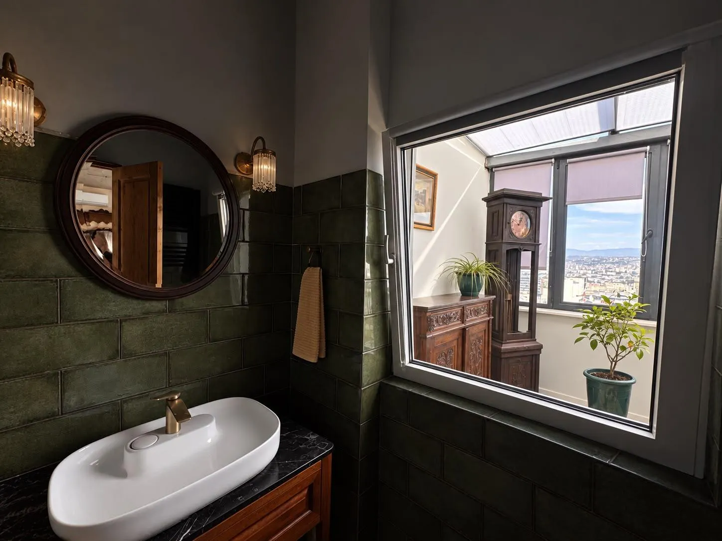 Apartment, 3-room, 97 m², Iakob Gogebashvili St, 30, 32-34
