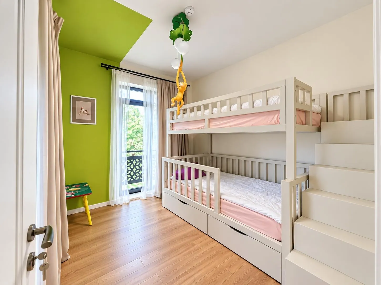 Дом, 5-комн., 140 м²