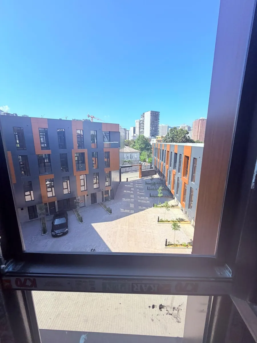 Дом, 5-комн., 185 м²