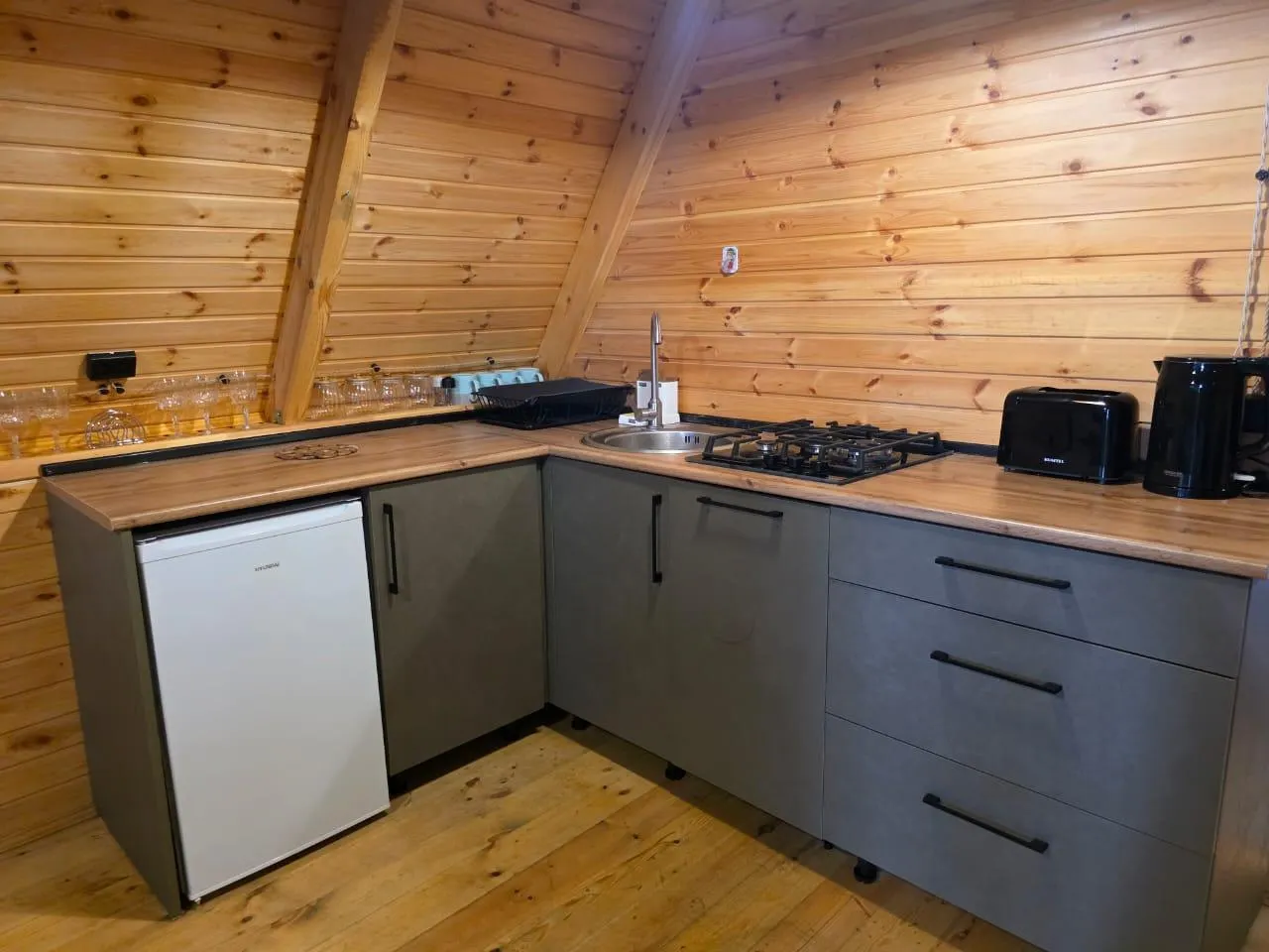 House, 2-room, 35 m²