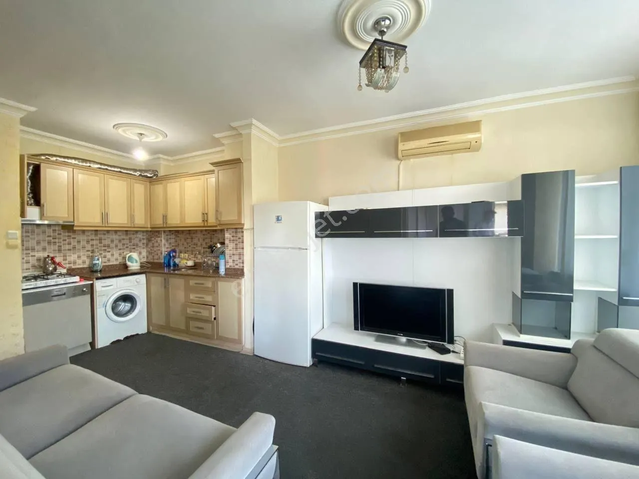 Квартира, 3-комн., 90 м²