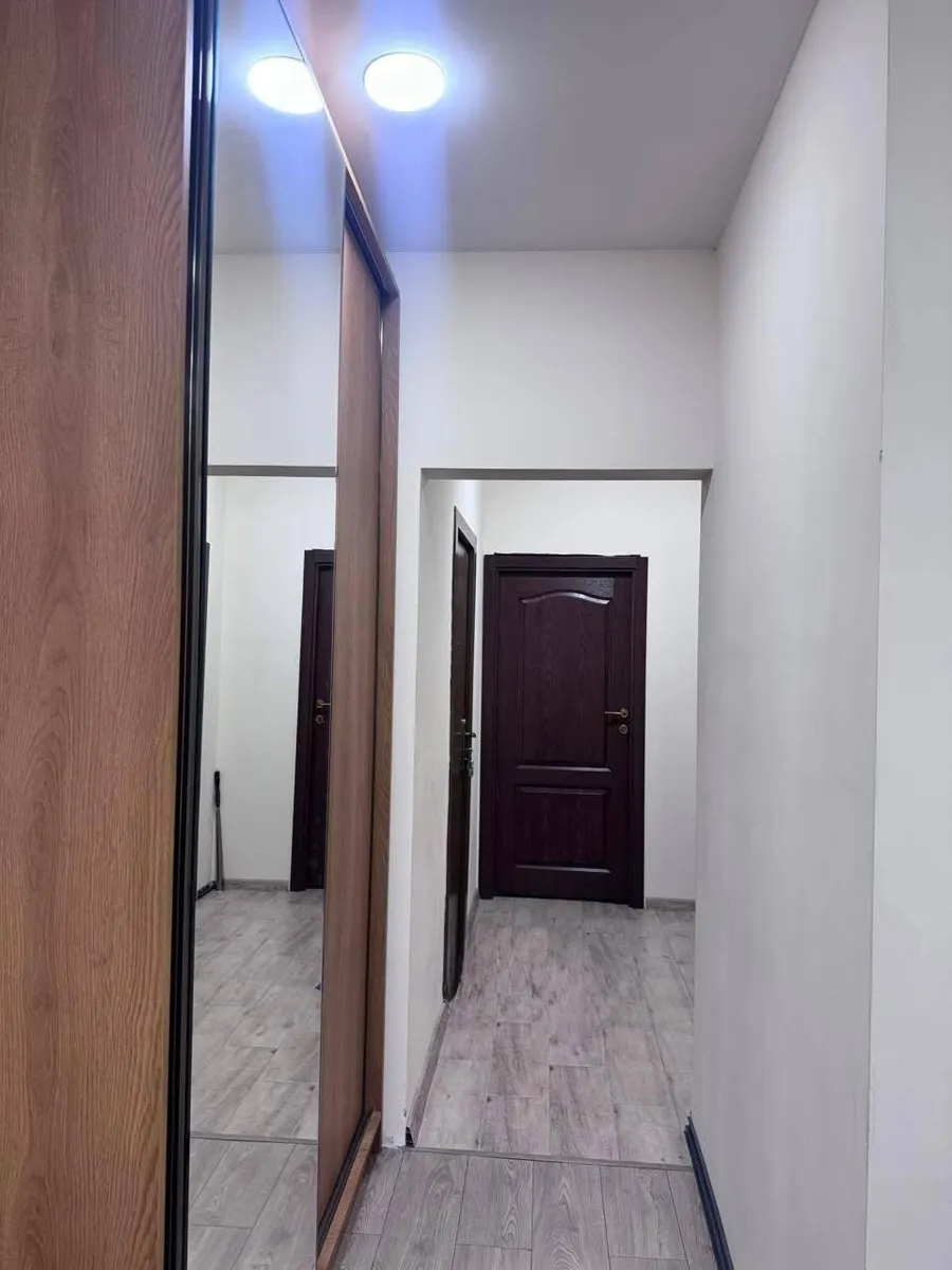 Квартира, 3-комн., 82 м²