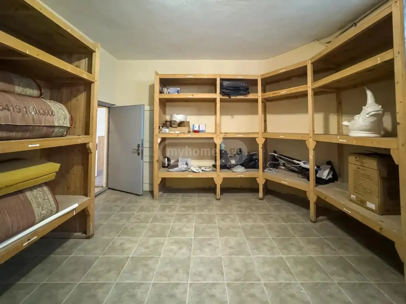 Дом, 5-комн., 600 м²