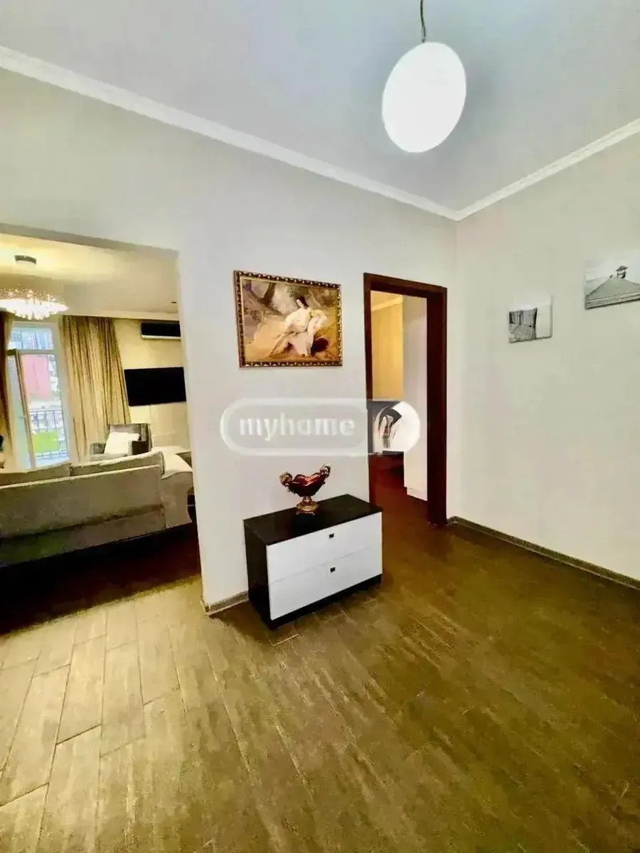 Квартира, 2-комн., 55 м²