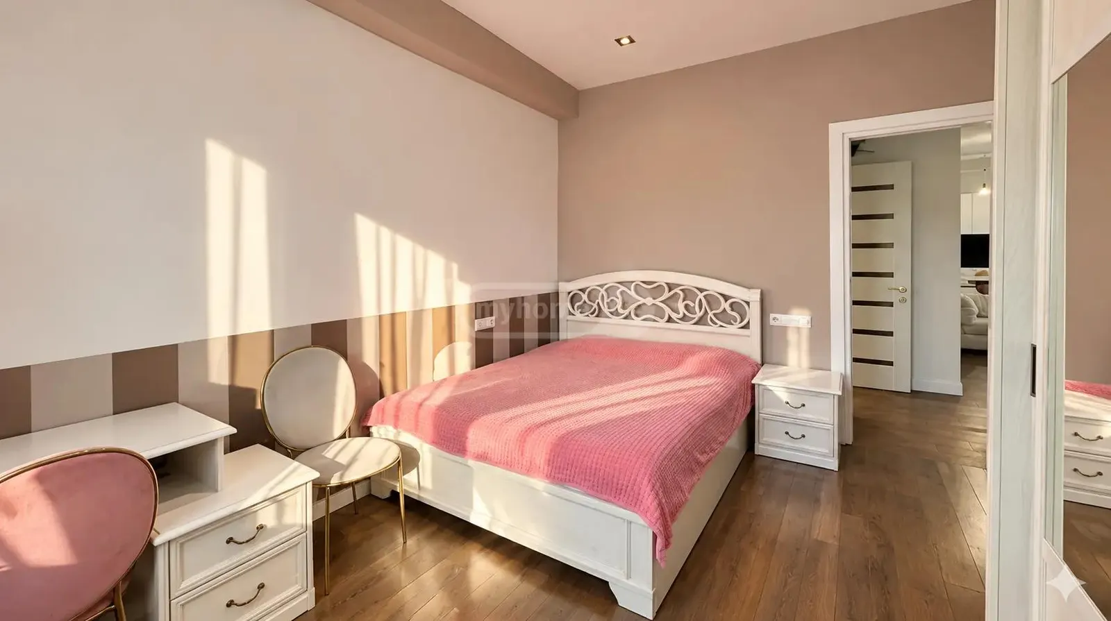 Квартира, 4-комн., 112 м²