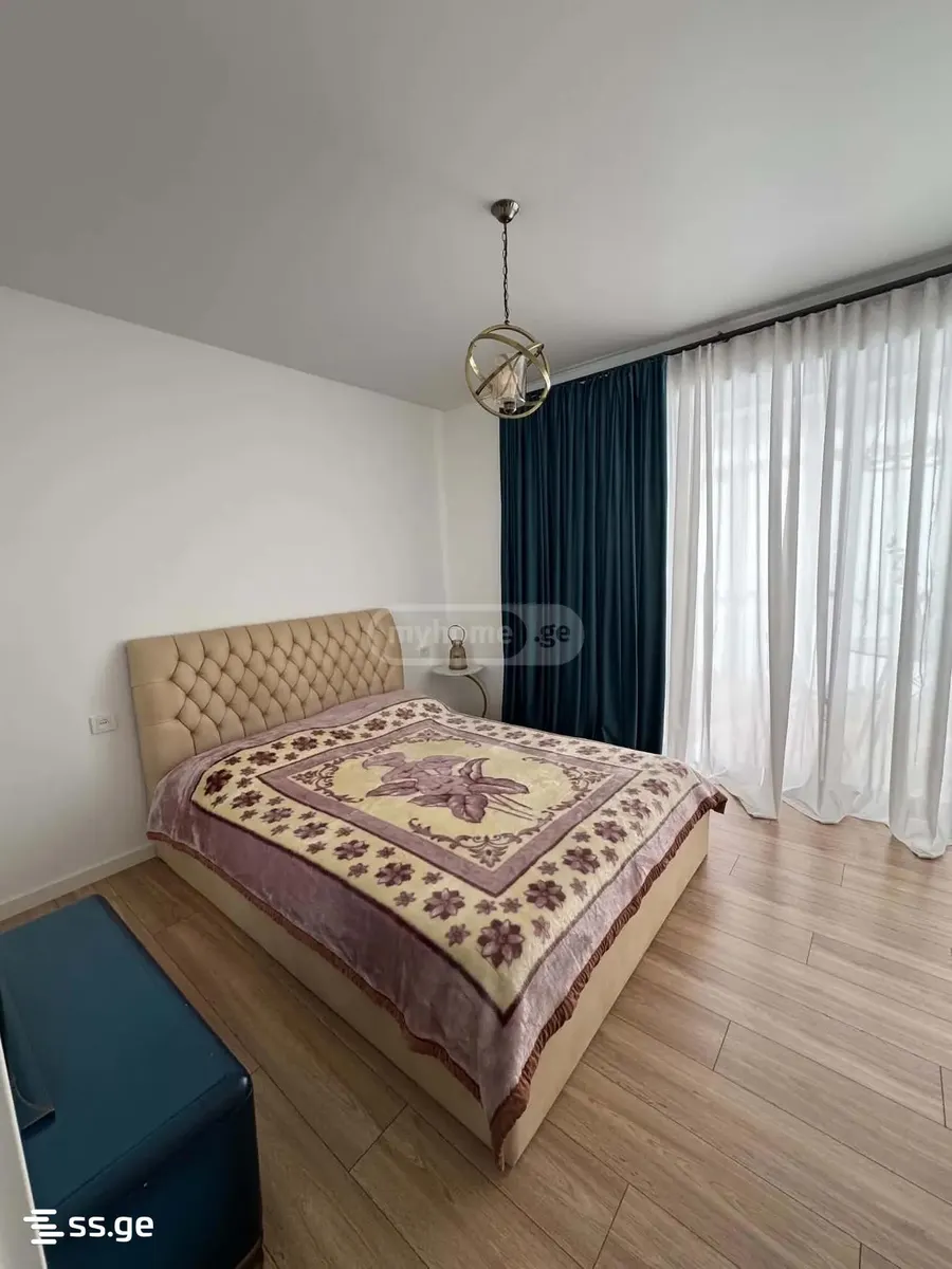 Apartment, 4-room, 80 m²