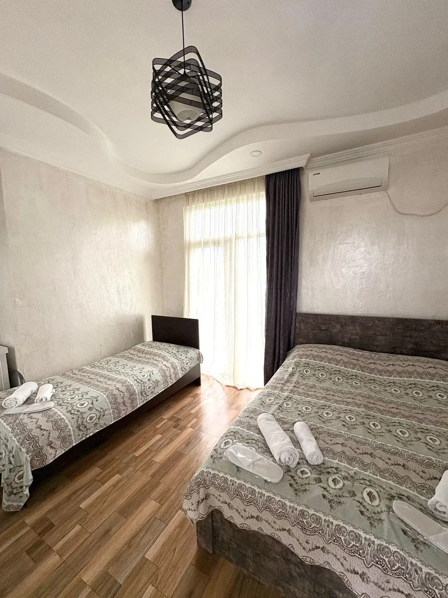 Дом, 30-комн., 300 м²