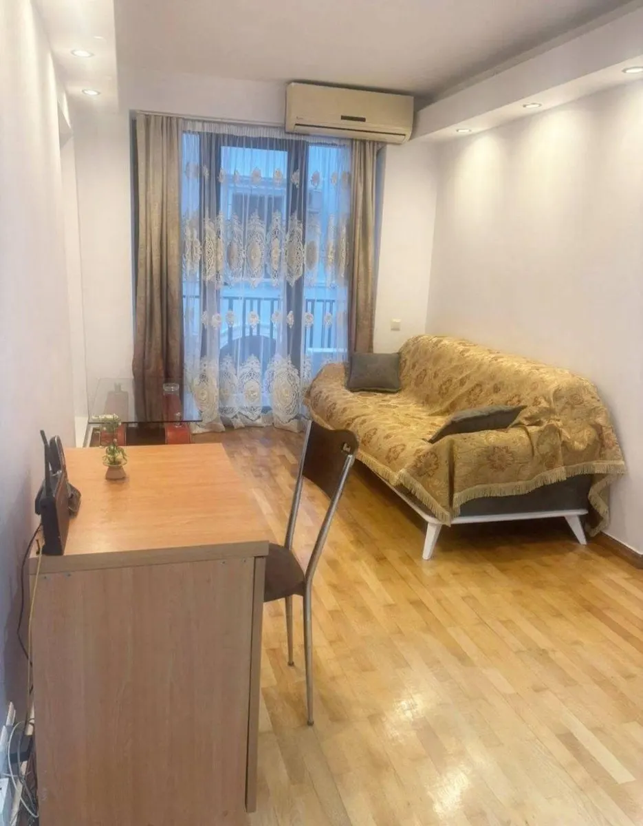 Квартира, 2-комн., 57 м²
