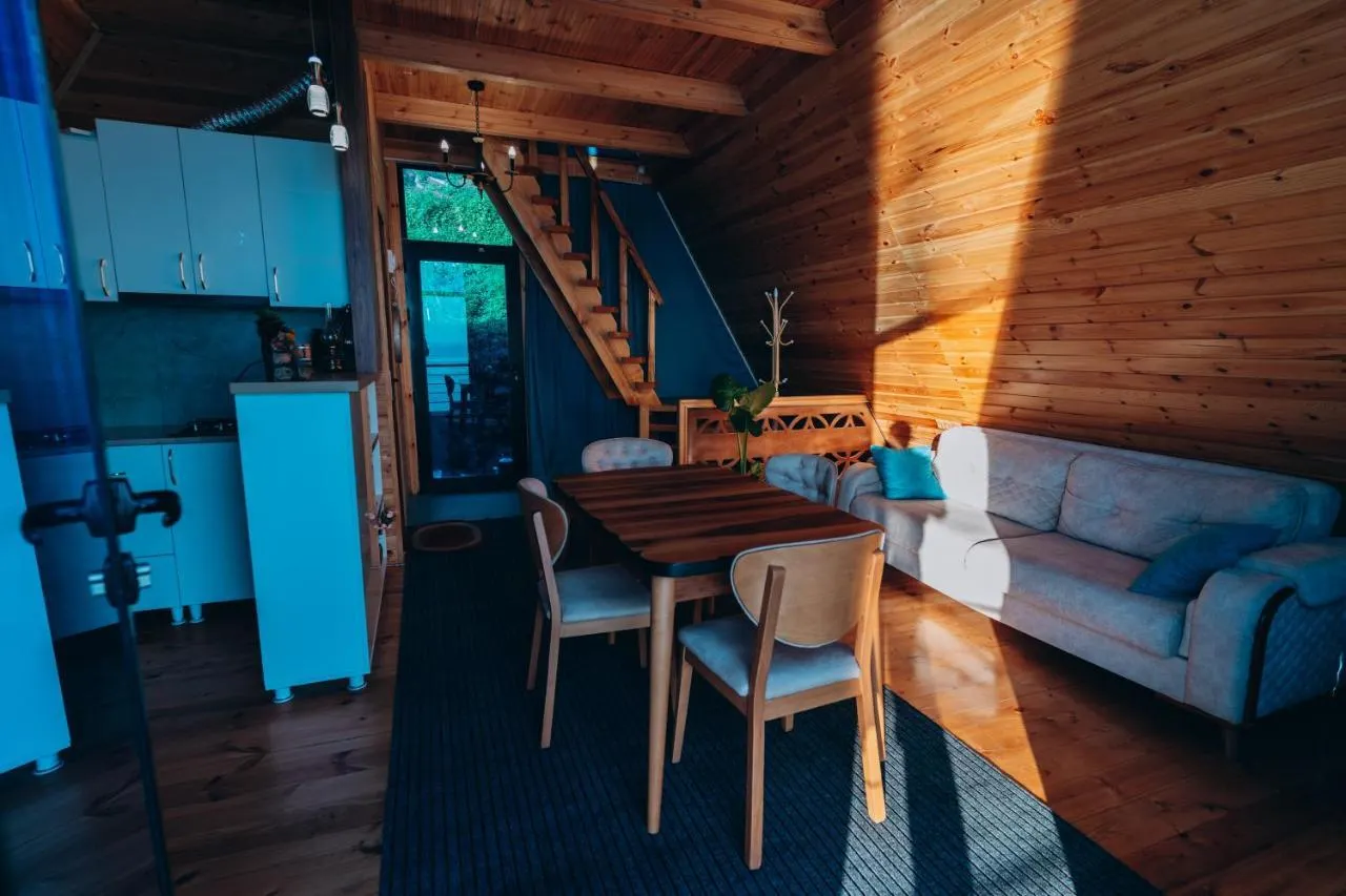 House, 4-room, 60 m²