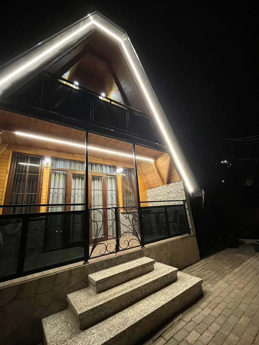 House, 3-room, 90 m²
