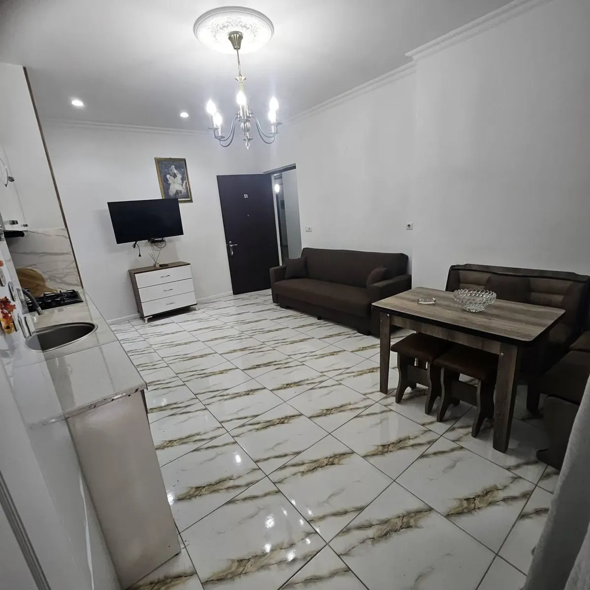 Квартира, 3-комн., 80 м²