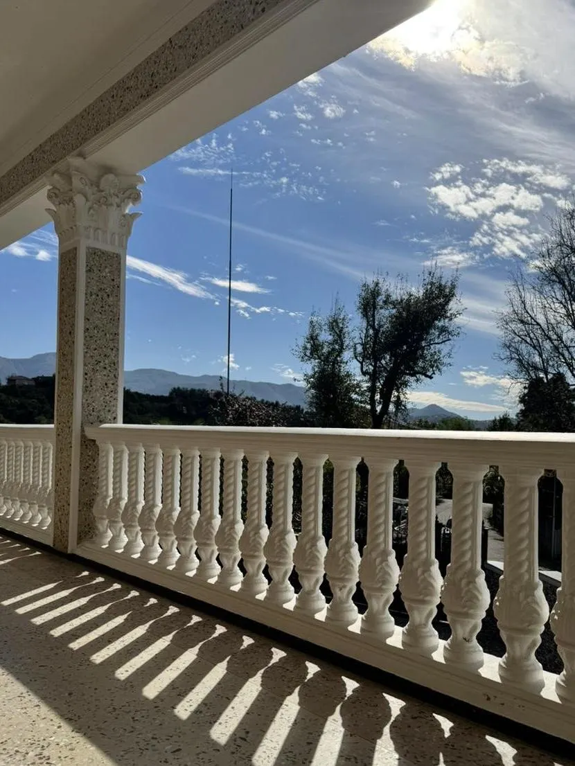 Дом, 8-комн., 350 м²