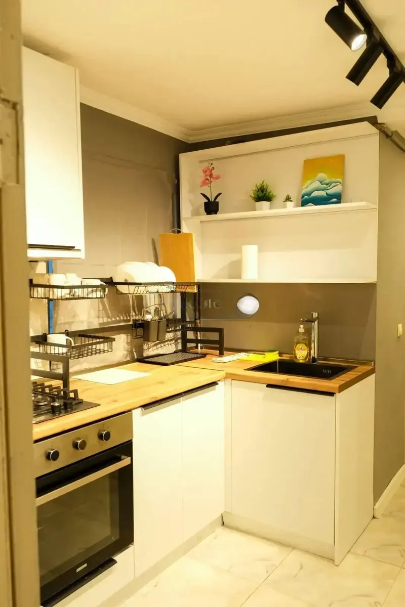 House, 3-room, 100 m²