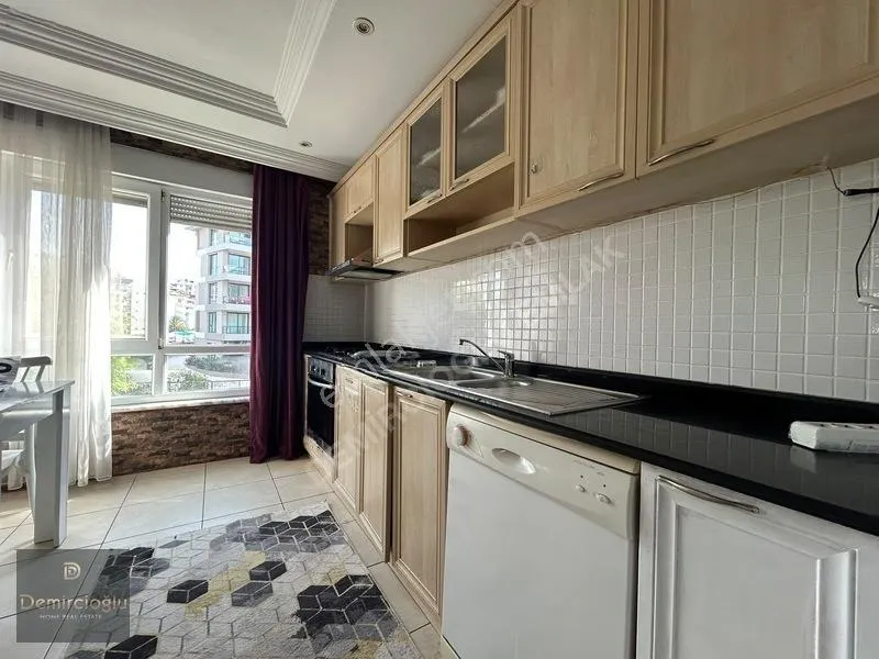 Apartment, 3-room, 120 m²