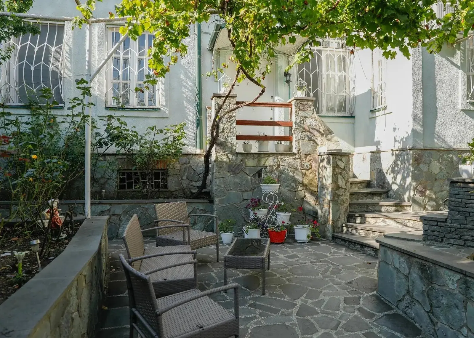 Дом, 5-комн., 257 м²