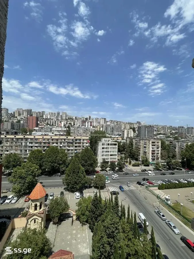 Квартира, 3-комн., 75 м²