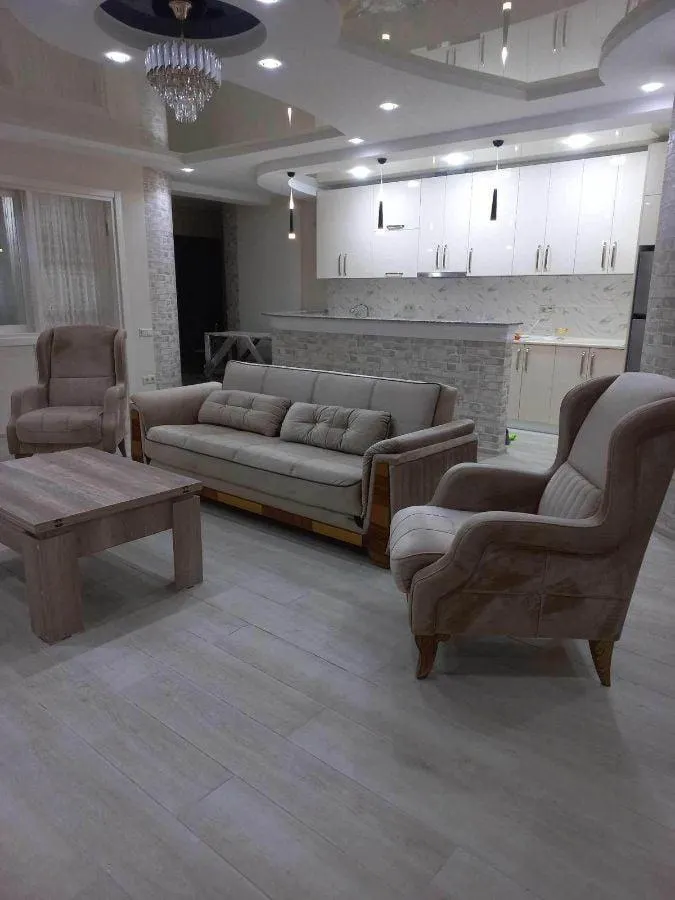 Apartment, 3-room, 105 m², Angisa St, 13
