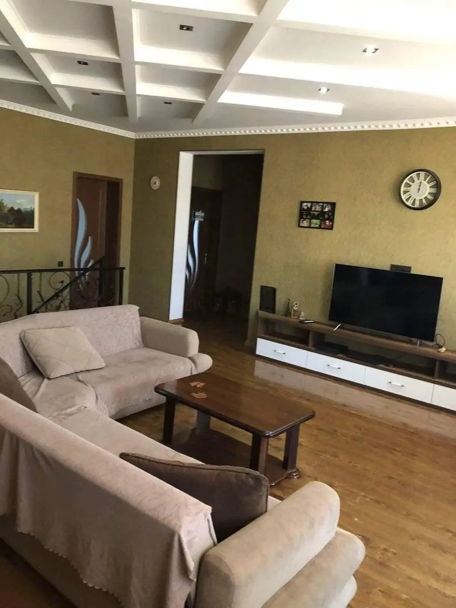 House, 10-room, 540 m²