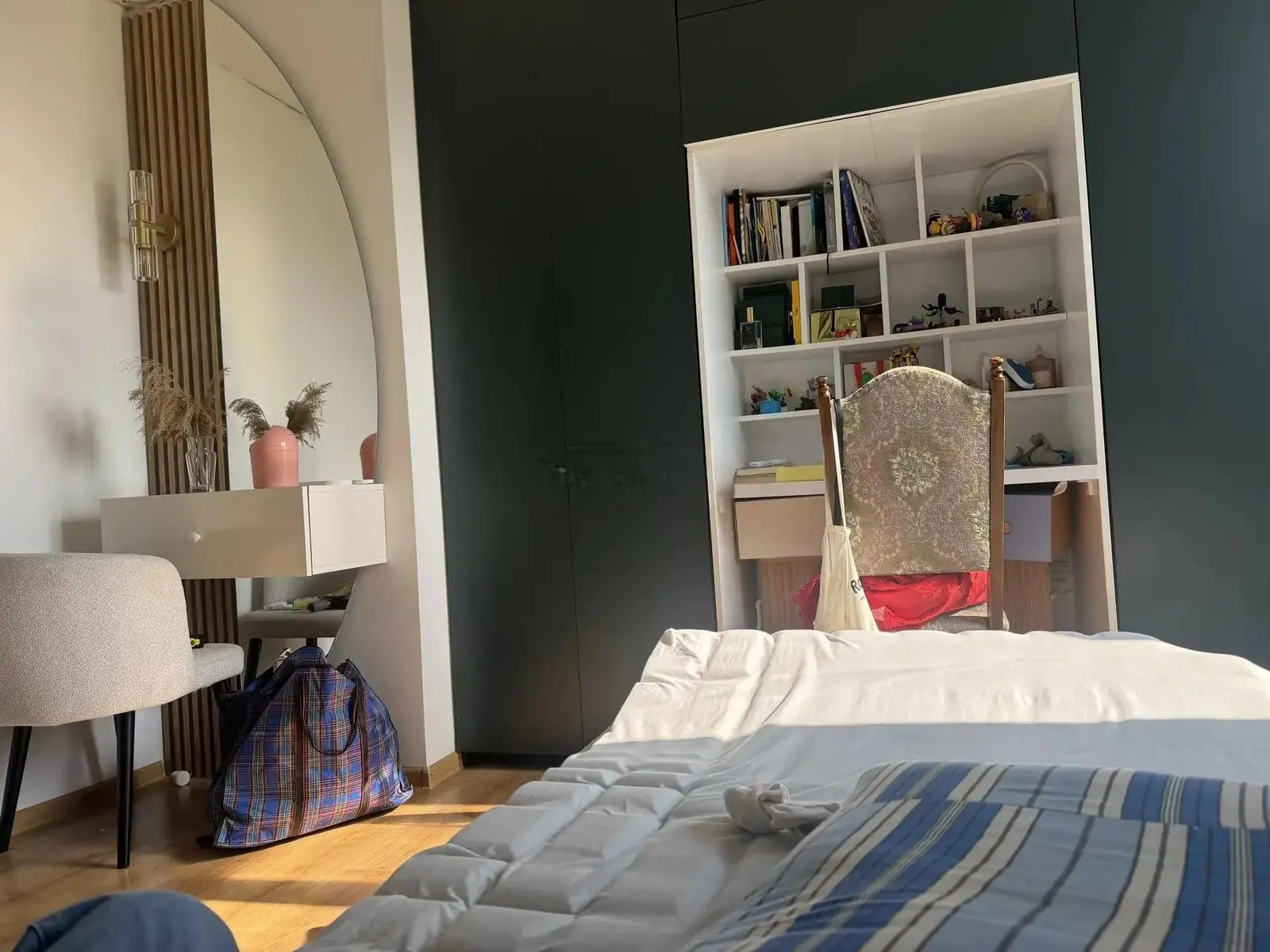 Дом, 6-комн., 265 м²