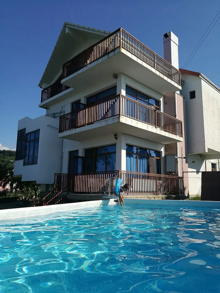Дом, 8-комн., 530 м²