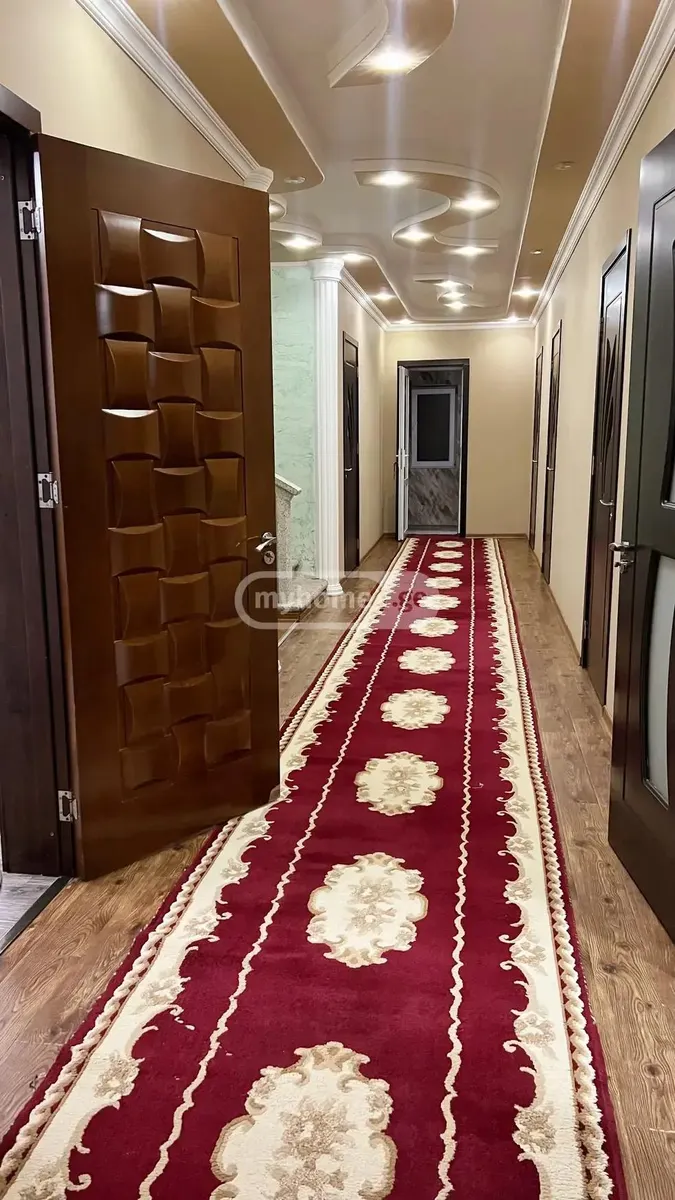 Дом, 6-комн., 100 м²