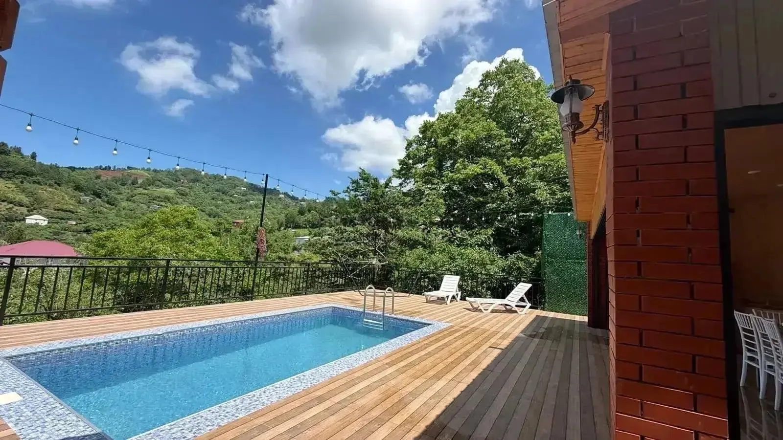 House, 2-room, 30 m²