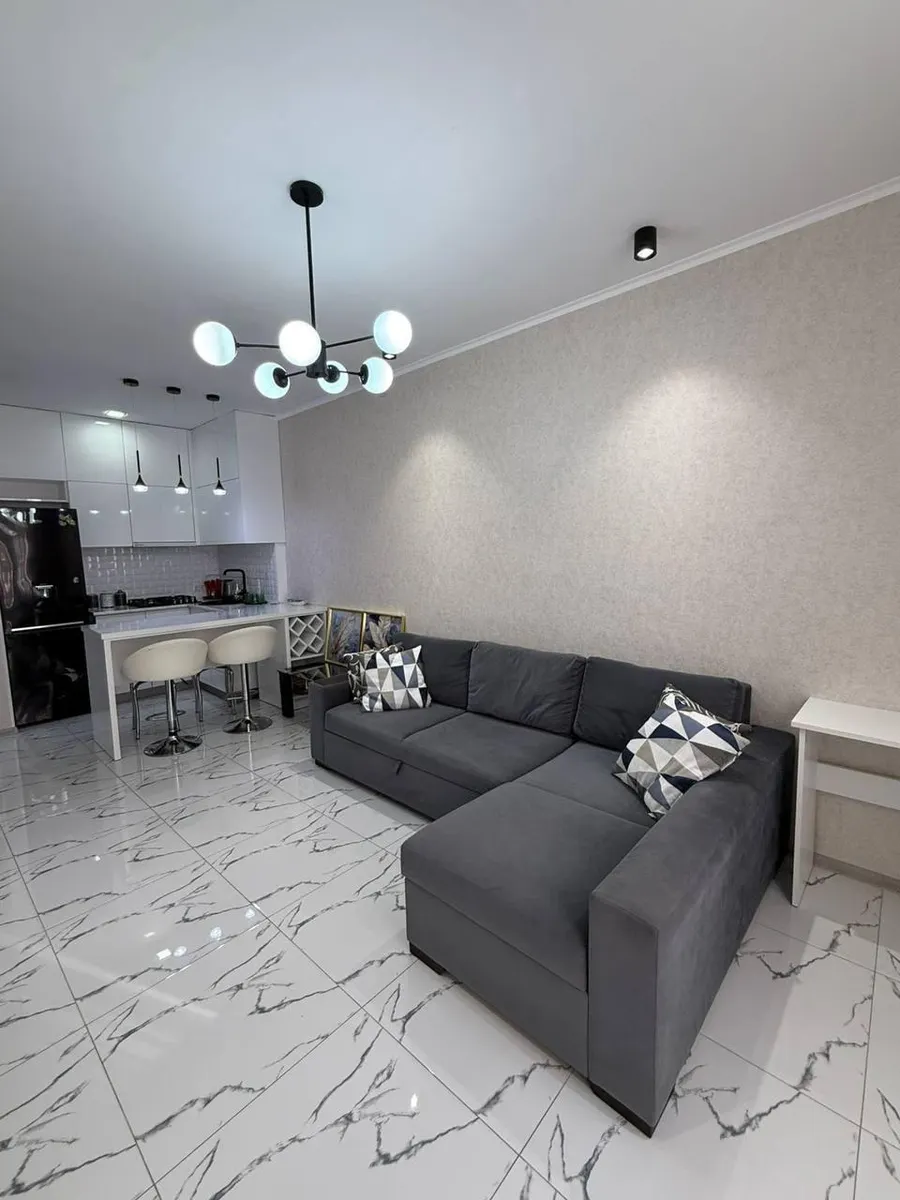 Квартира, 2-комн., 43 м², Selim Khimshiashvili St, 20