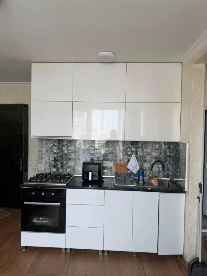 Квартира, 3-комн., 60 м²
