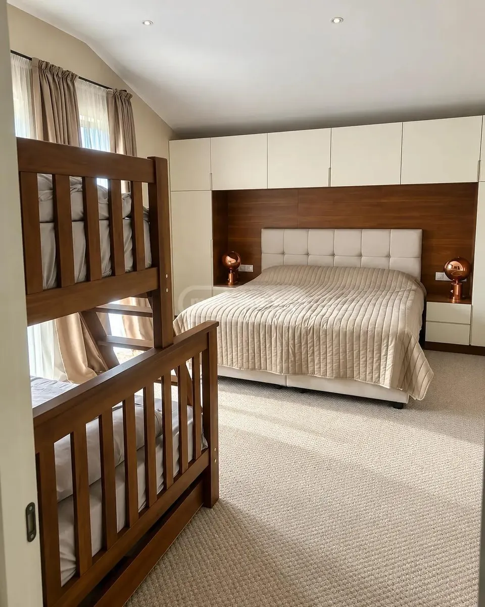 House, 5-room, 500 m²