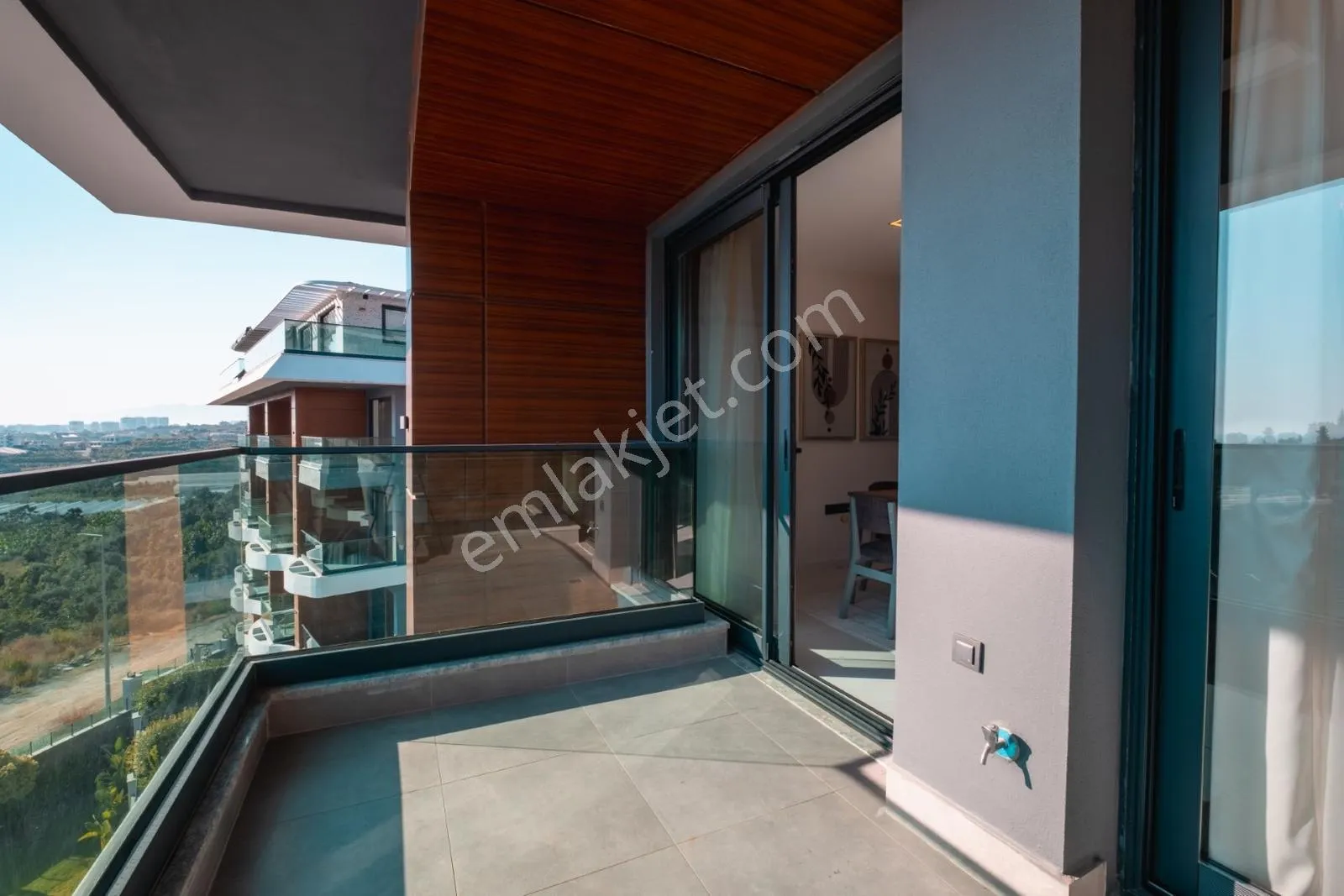 Apartment, 3-room, 110 m²
