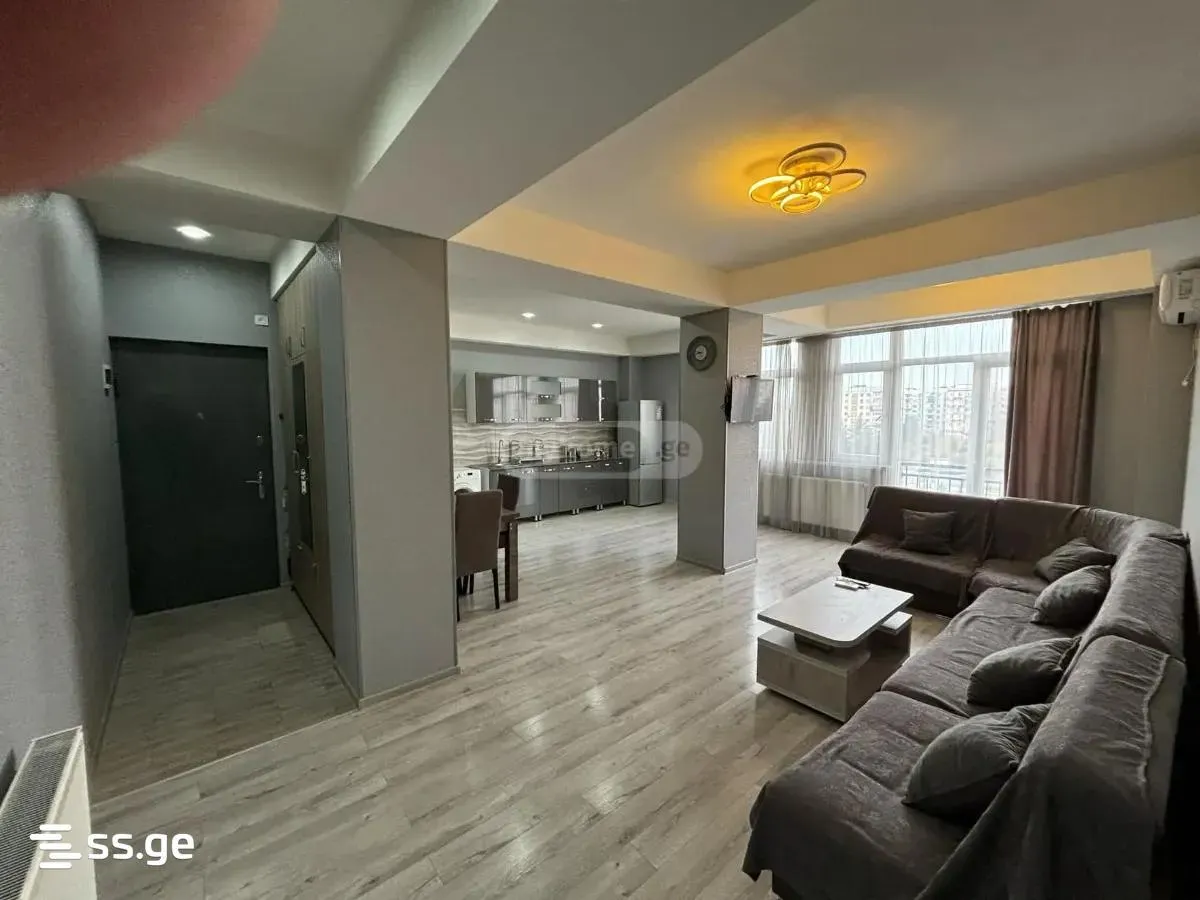 Apartment, 3-room, 90 m²
