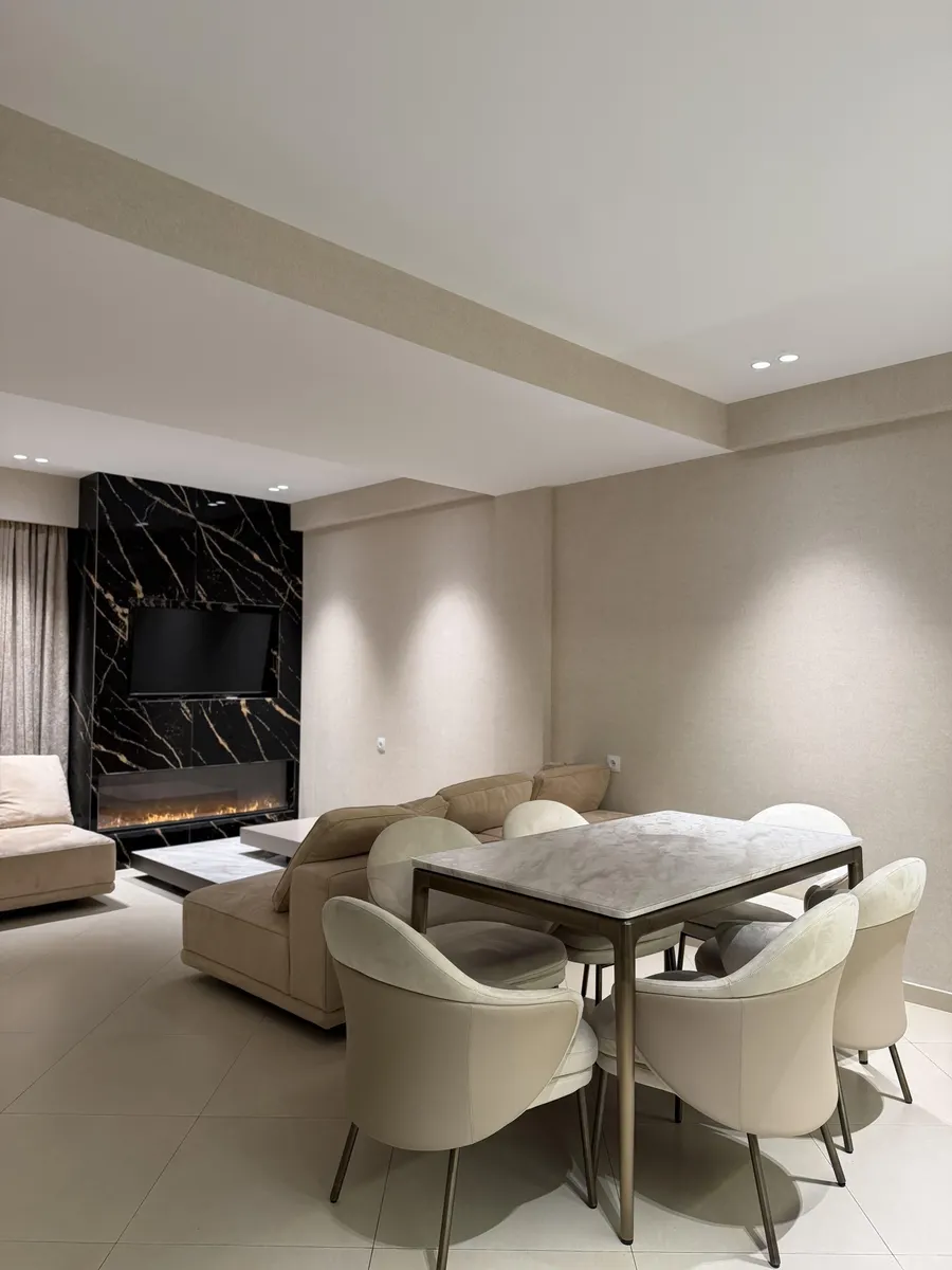 House, 4-room, 400 m²