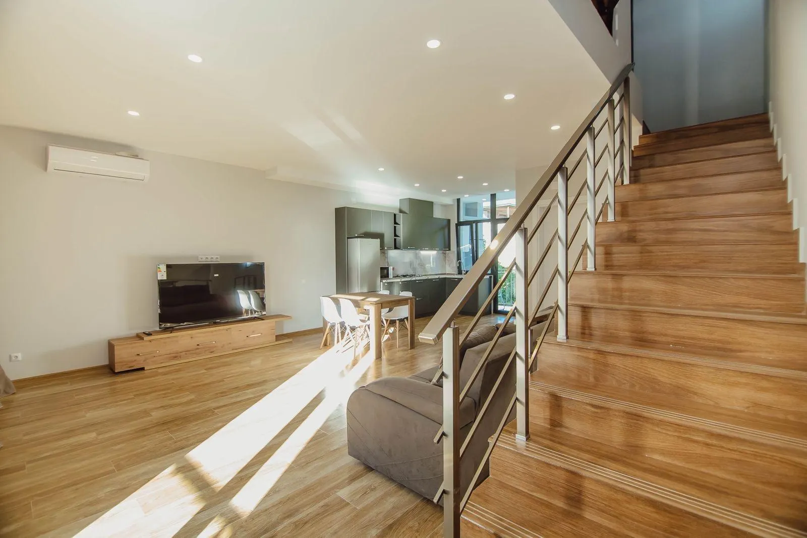 House, 4-room, 180 m², Gonio Green House