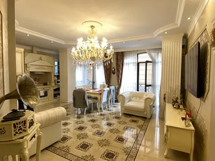 Квартира, 3-комн., 80 м²