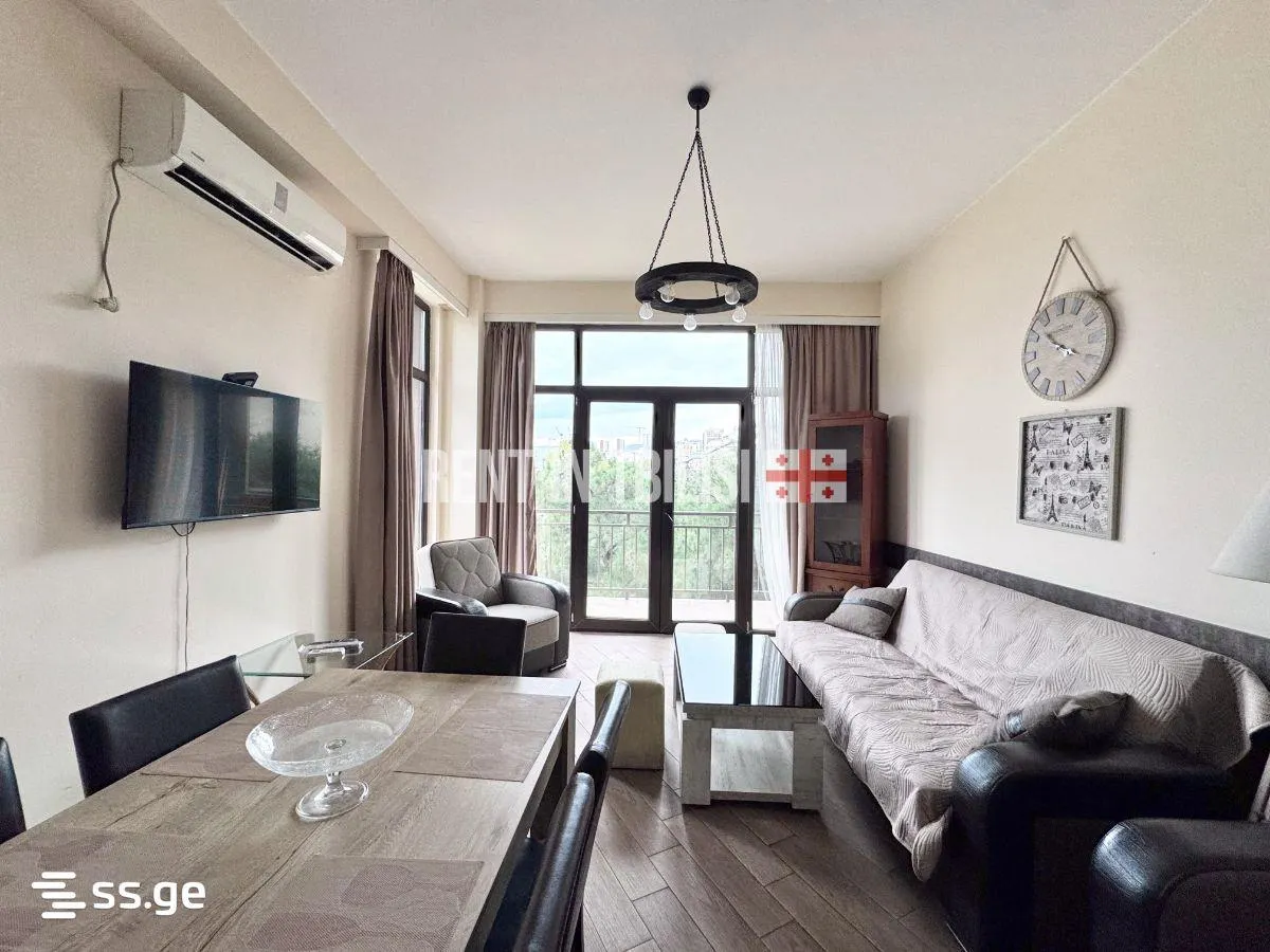 Квартира, 2-комн., 65 м²