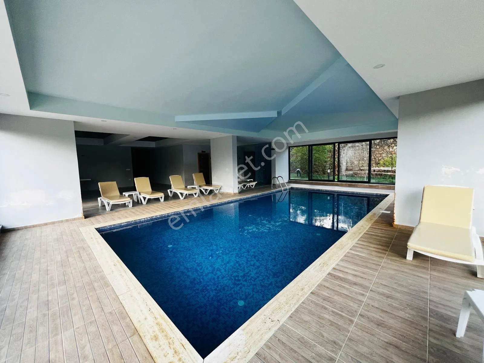 Apartment, 2-room, 60 m²