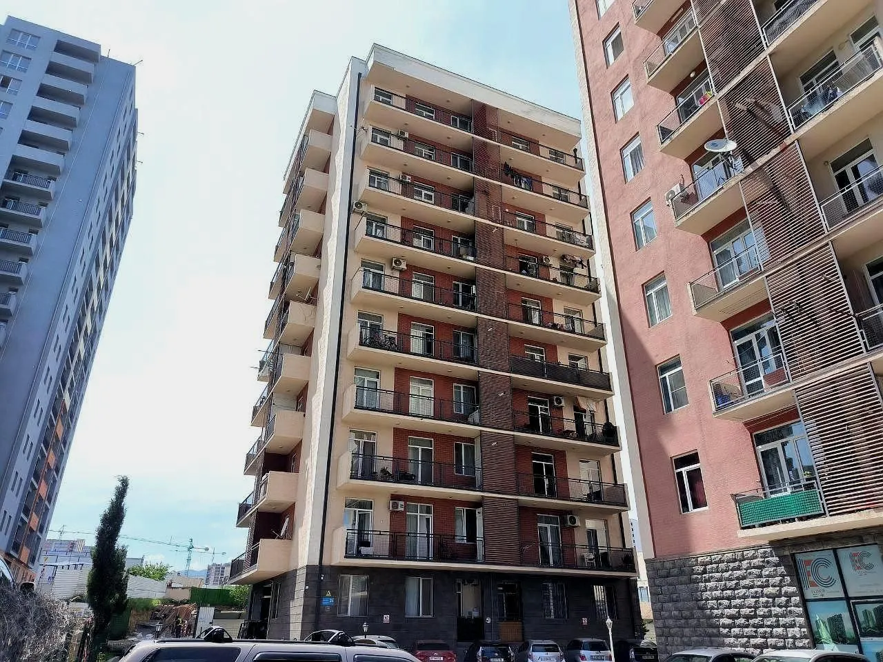 საცხოვრებელი კომპლექსი Petre Iberi St, 24, 24b, 24c