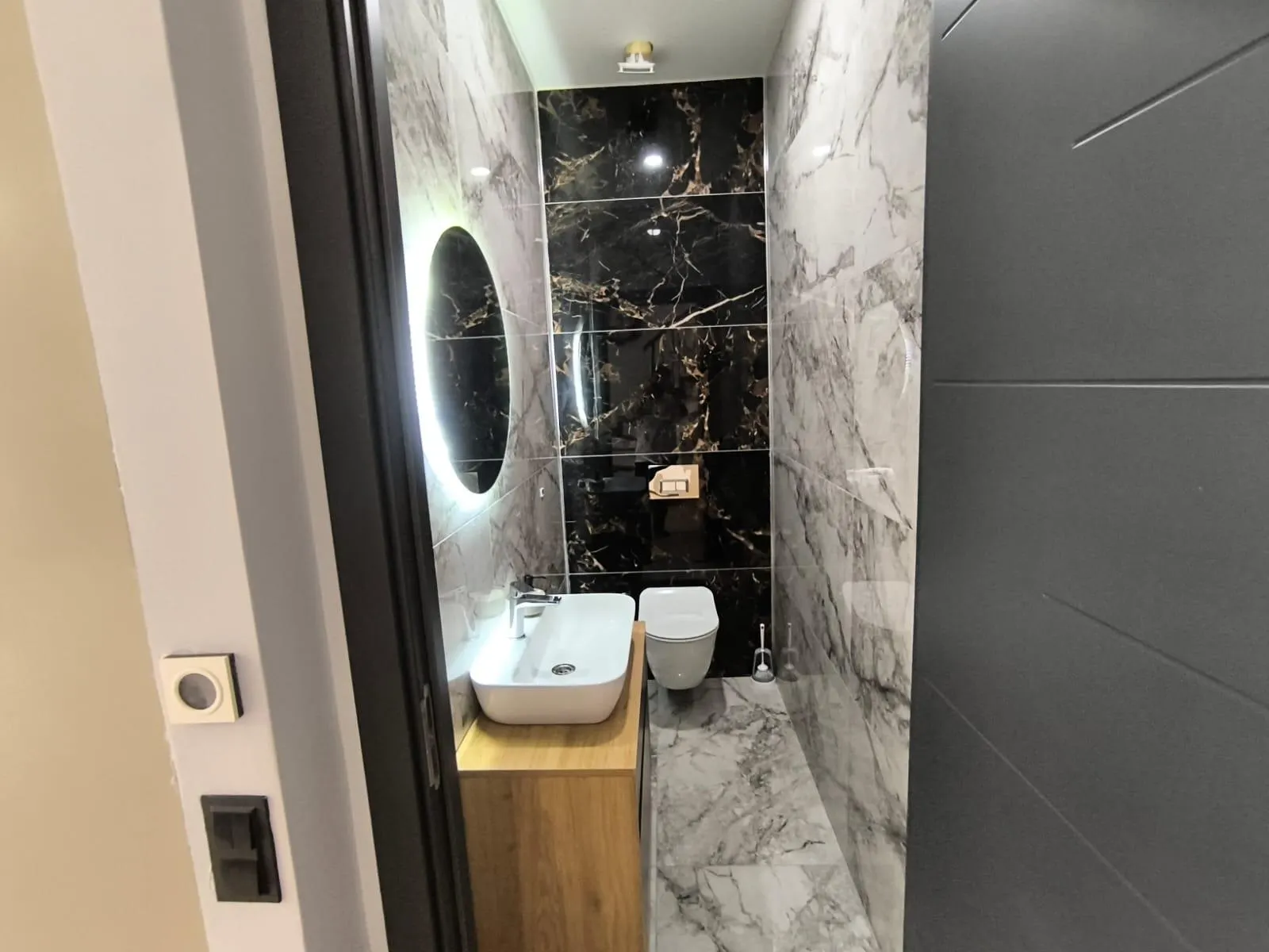 House, 5-room, 207 m²