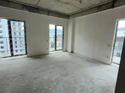Квартира, 4-комн., 130 м²