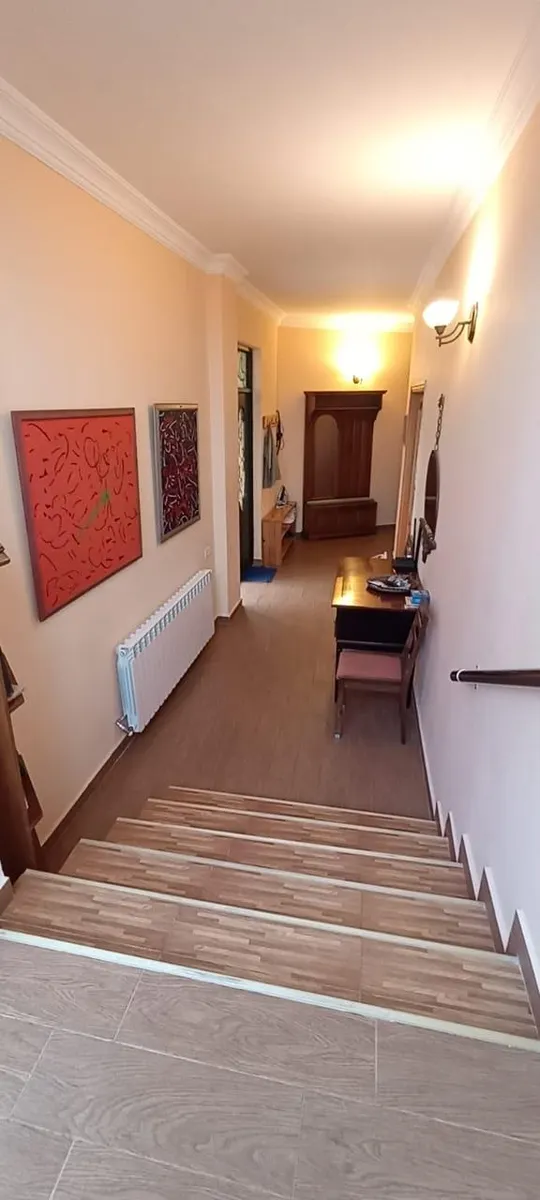 Дом, 8-комн., 530 м²