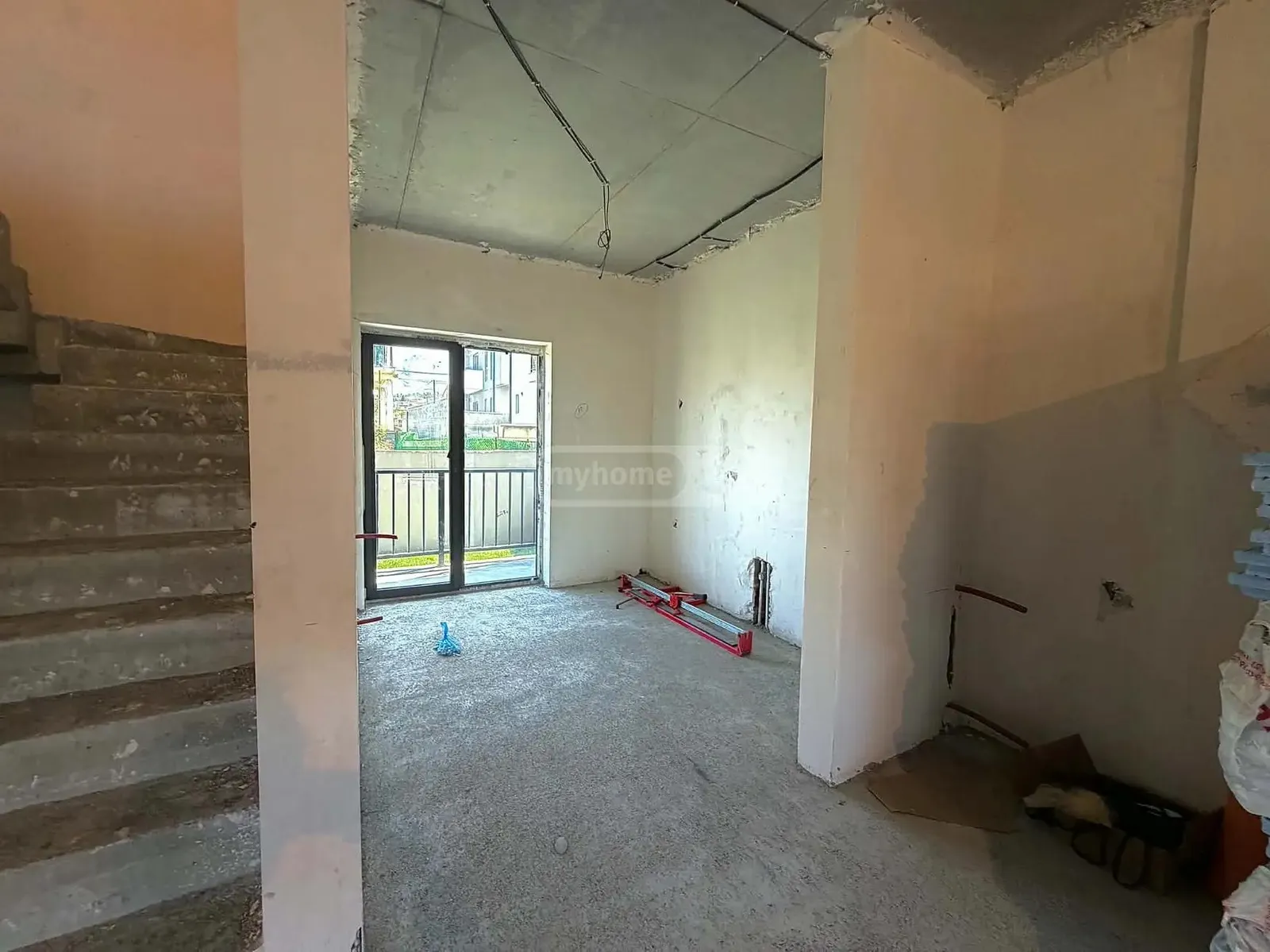 Дом, 7-комн., 220 м²