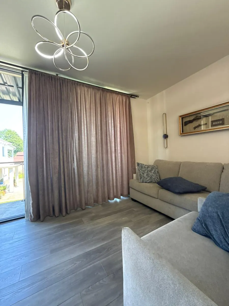 House, 4-room, 140 m²