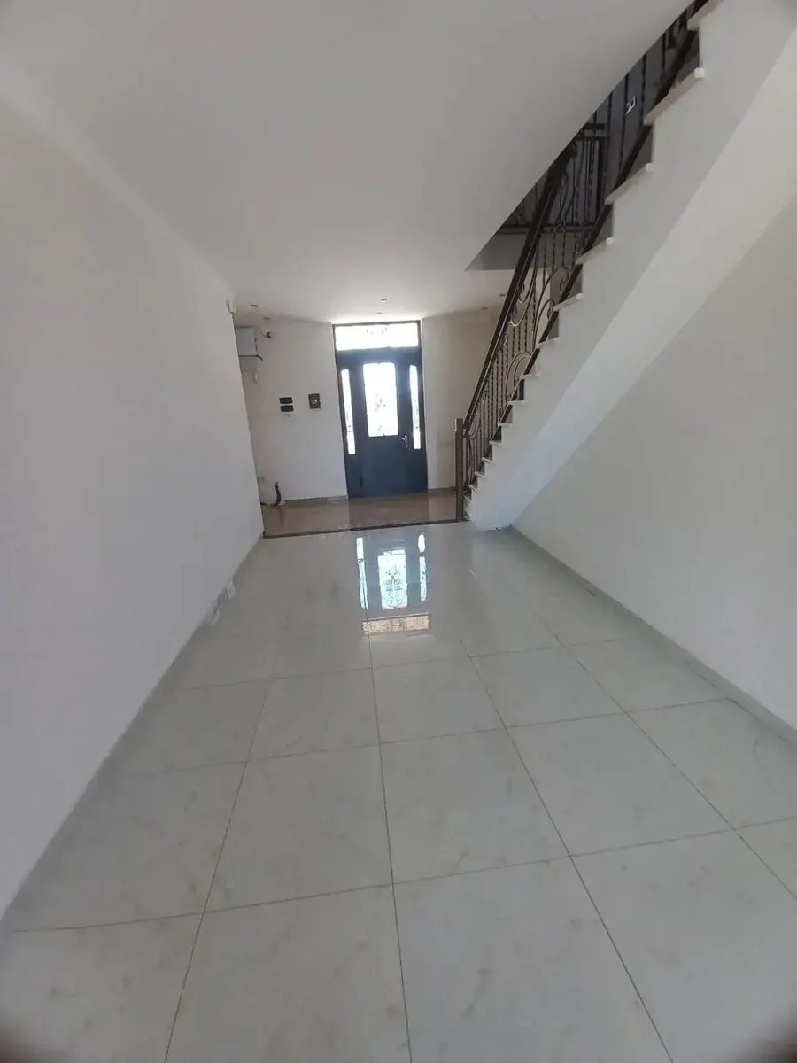 House, 8-room, 420 m²