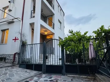 Дом, 5-комн., 250 м²