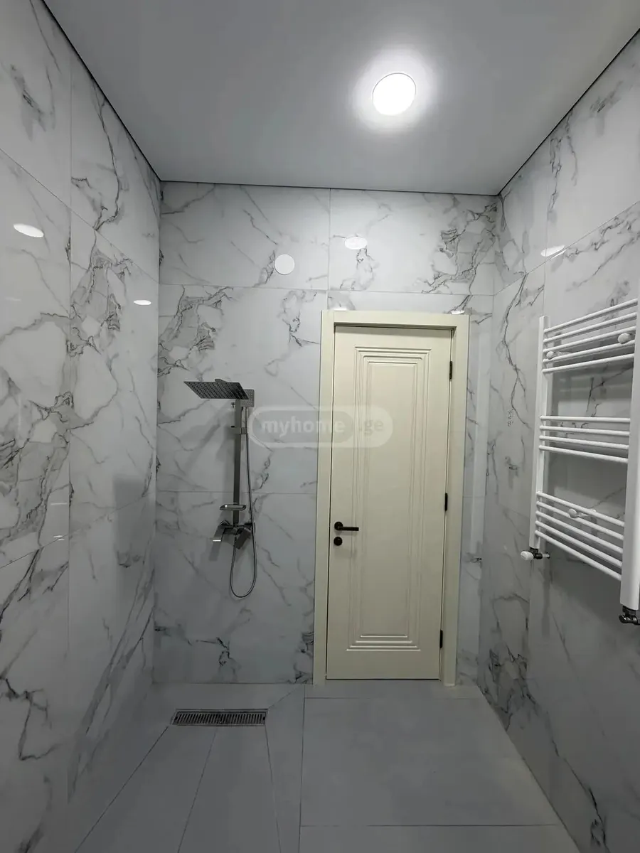 Apartment, 2-room, 61.8 m², Lisi Pines Residence